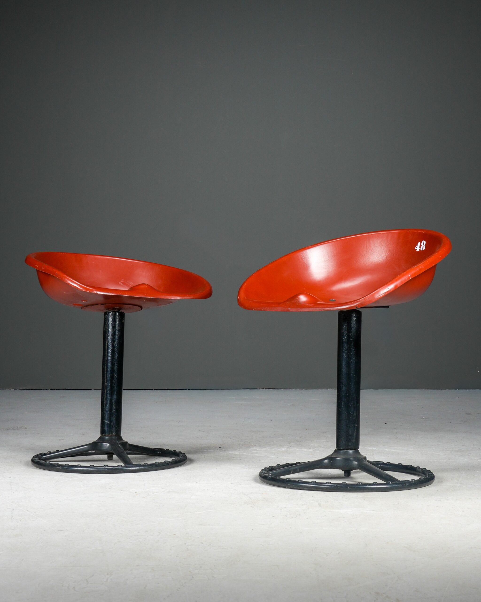 Traktör Oturağından Upcycle Tabureler - Çift