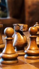 Büyük Ahşap Satranç Sehpası - Görsel 4