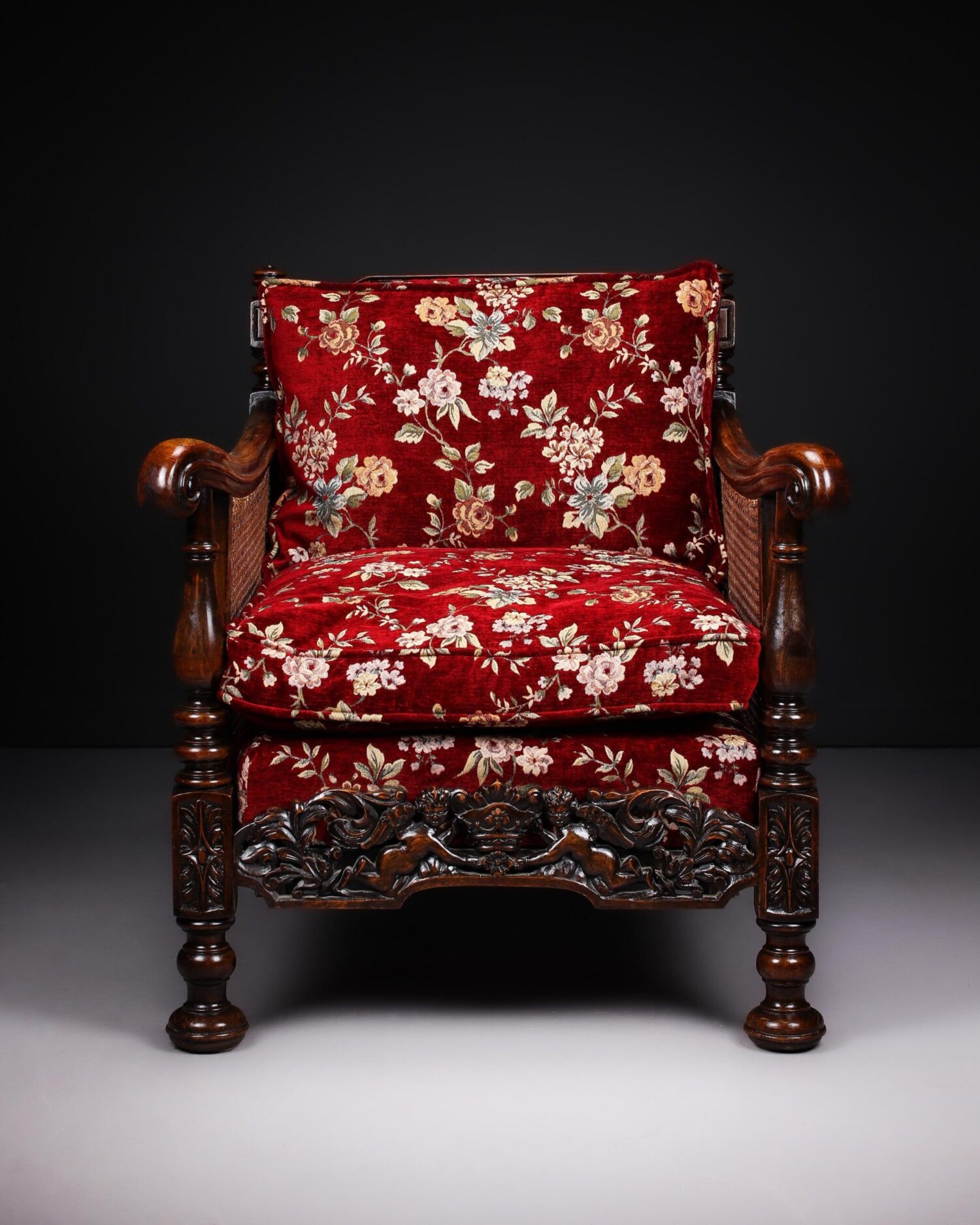 1000158764-scaled-1.jpg Edwardian Hazeranlı Koltuklar - Görsel 4