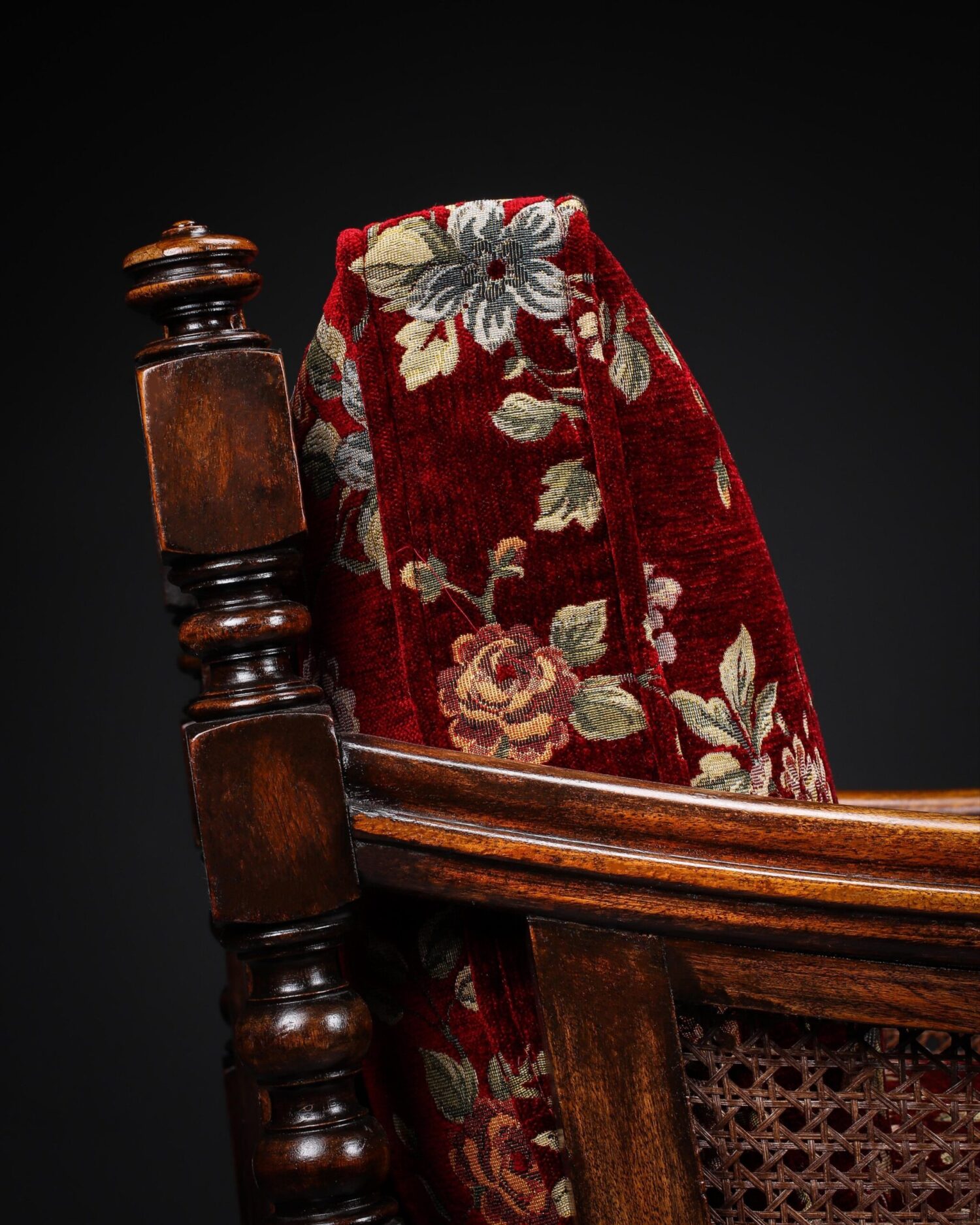 1000158776-scaled-1.jpg Edwardian Hazeranlı Koltuklar - Görsel 6