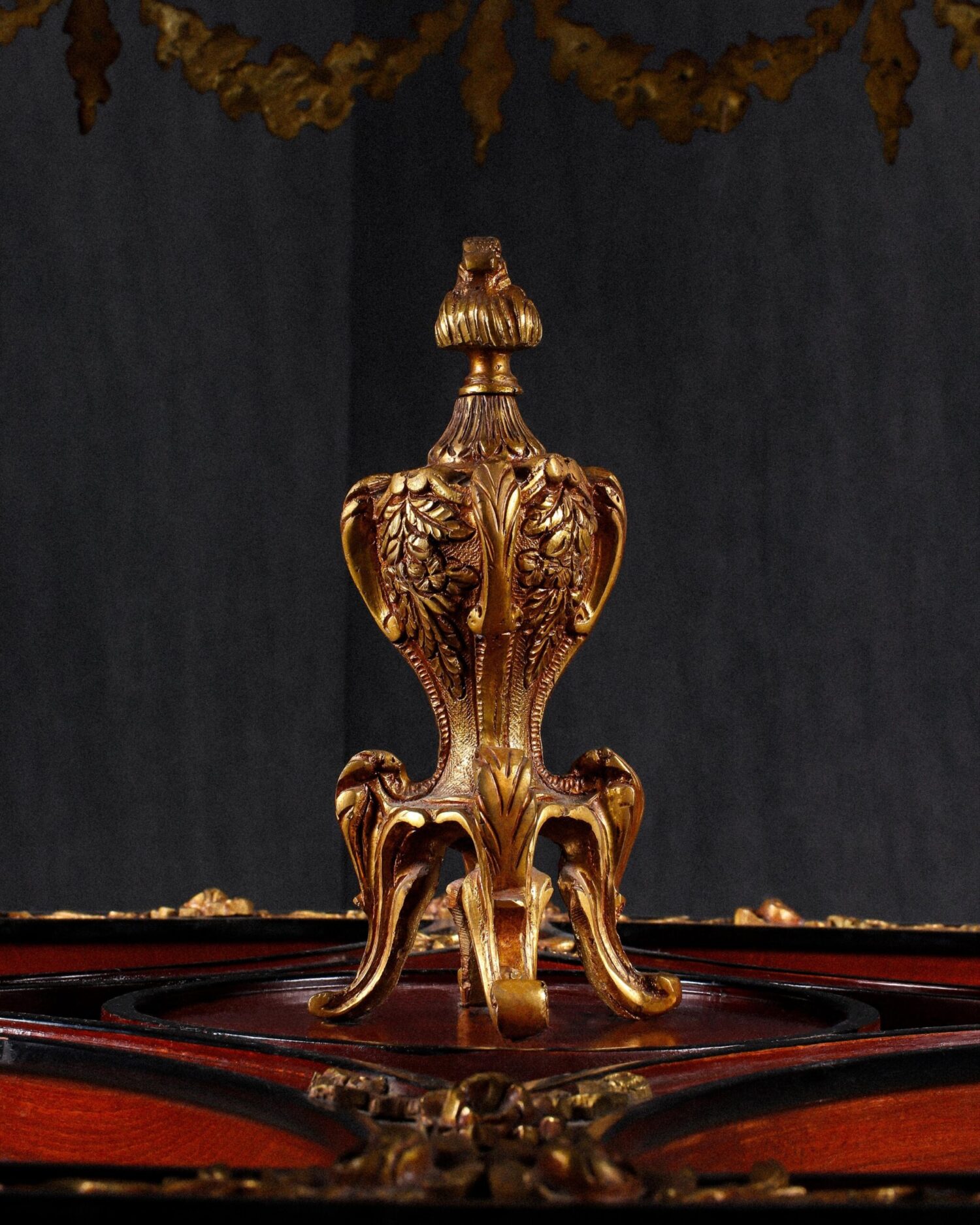 Louis XVI Masa - Görsel 9