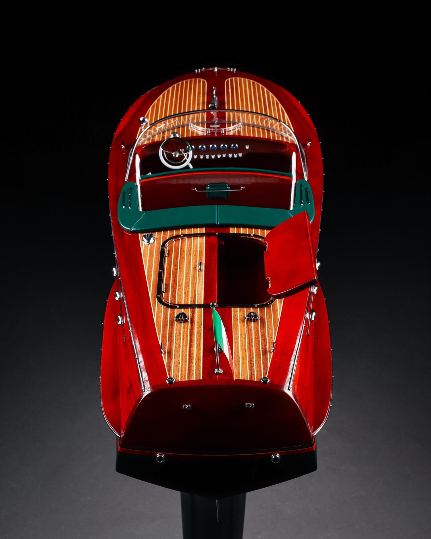 Riva Ariston Model Tekne - Görsel 2