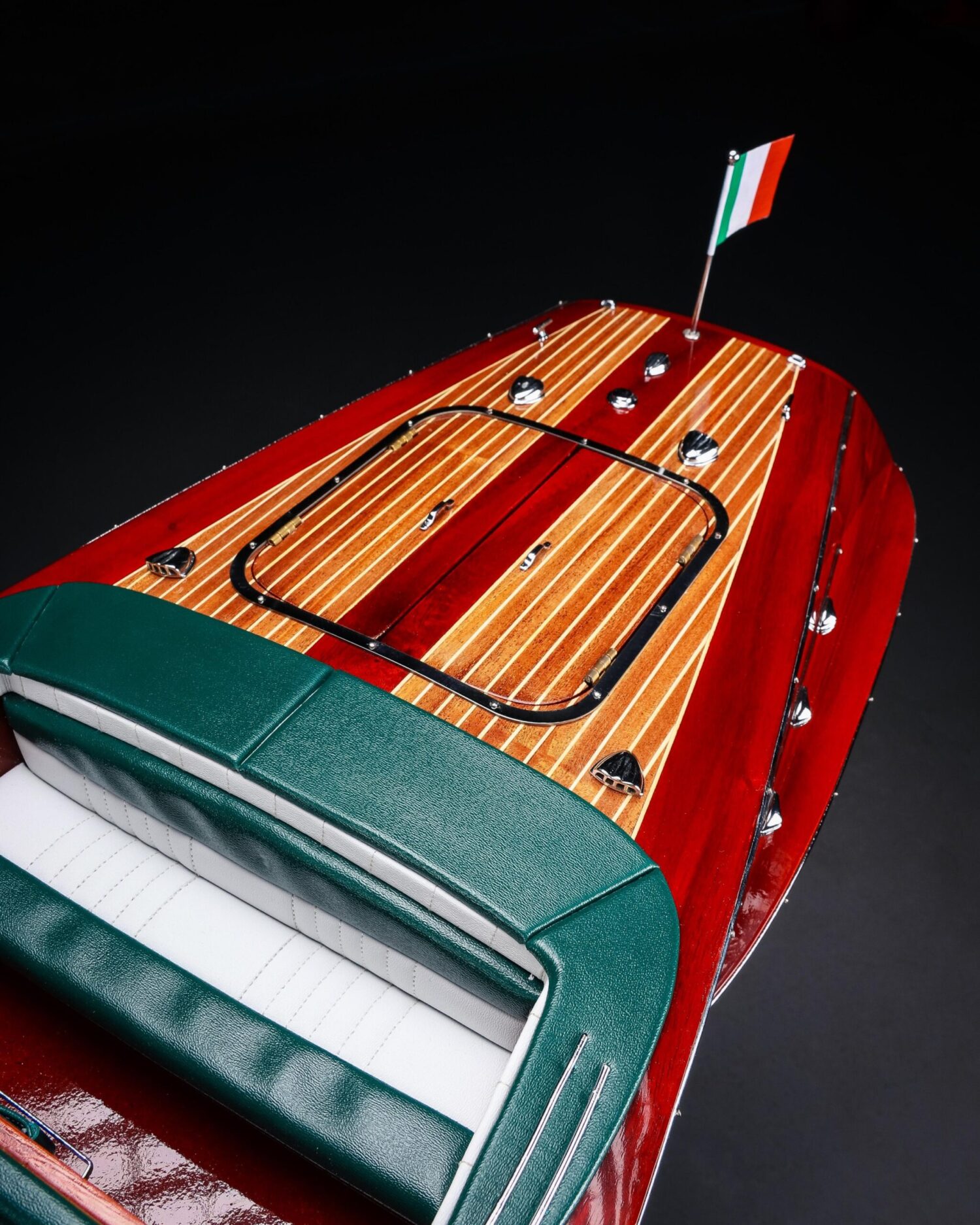 Riva Ariston Model Tekne - Görsel 9