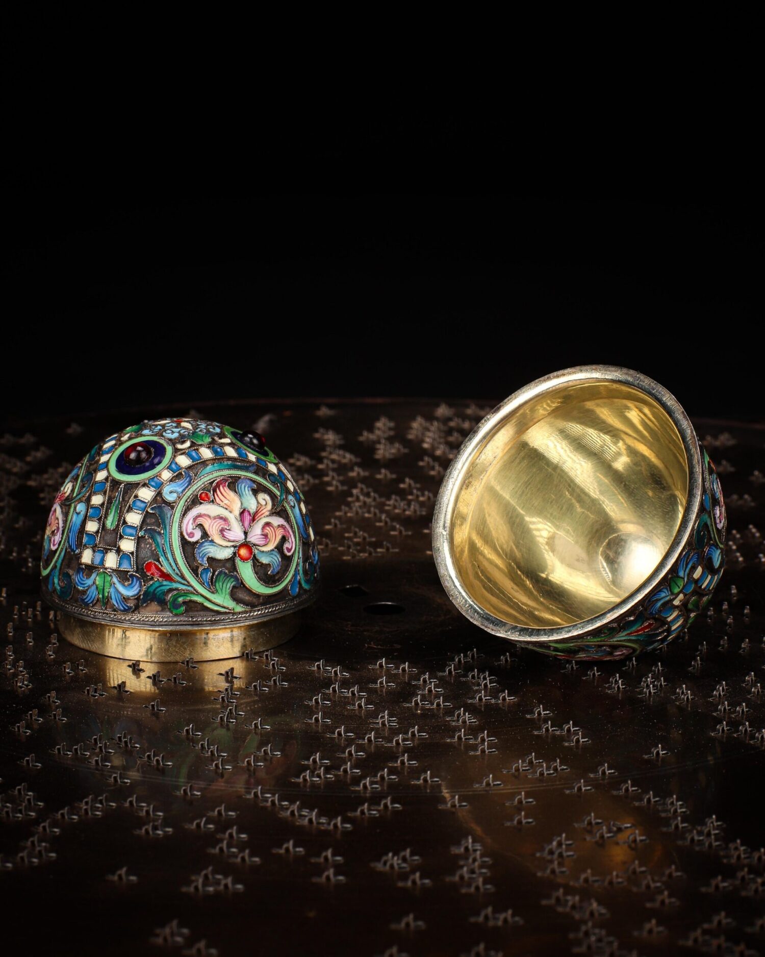 Rus Gümüşü Mineli Yumurta - Görsel 3