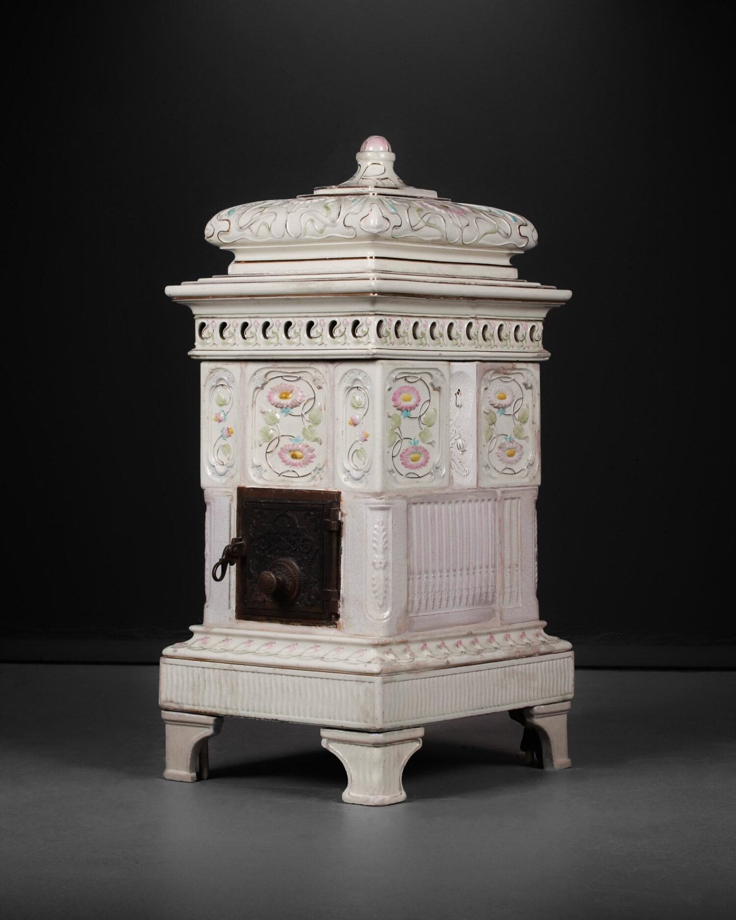 1000163486-scaled-1.jpg Çinili Art Nouveau Soba - Görsel 1