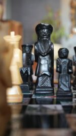 Uzak Doğu Temalı El Oyması Satranç Takımı - Görsel 2