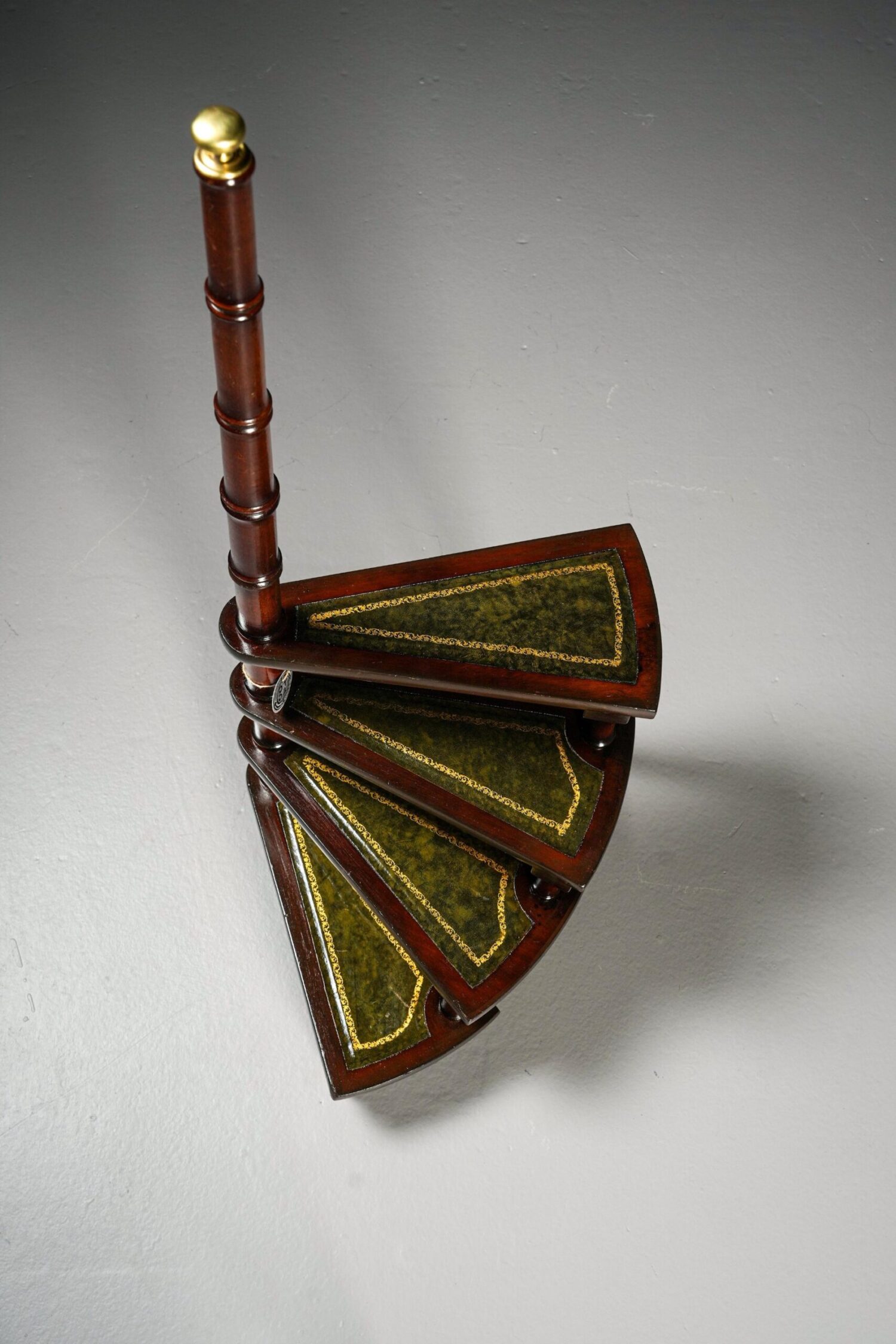 Kütüphane Merdiveni - Görsel 2