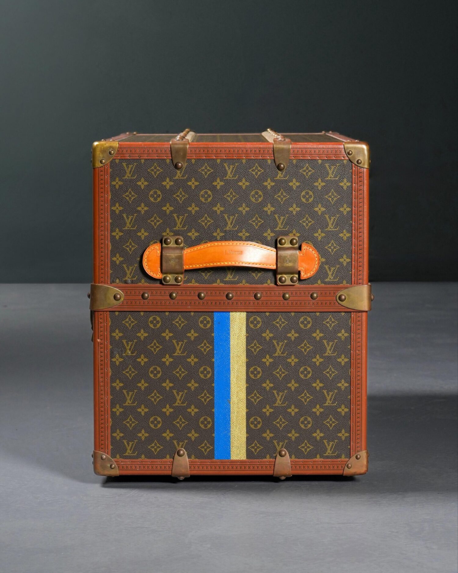 1000177588-scaled-1.jpg Louis Vuitton Malle-Lit / Sandık Yatak - Görsel 4