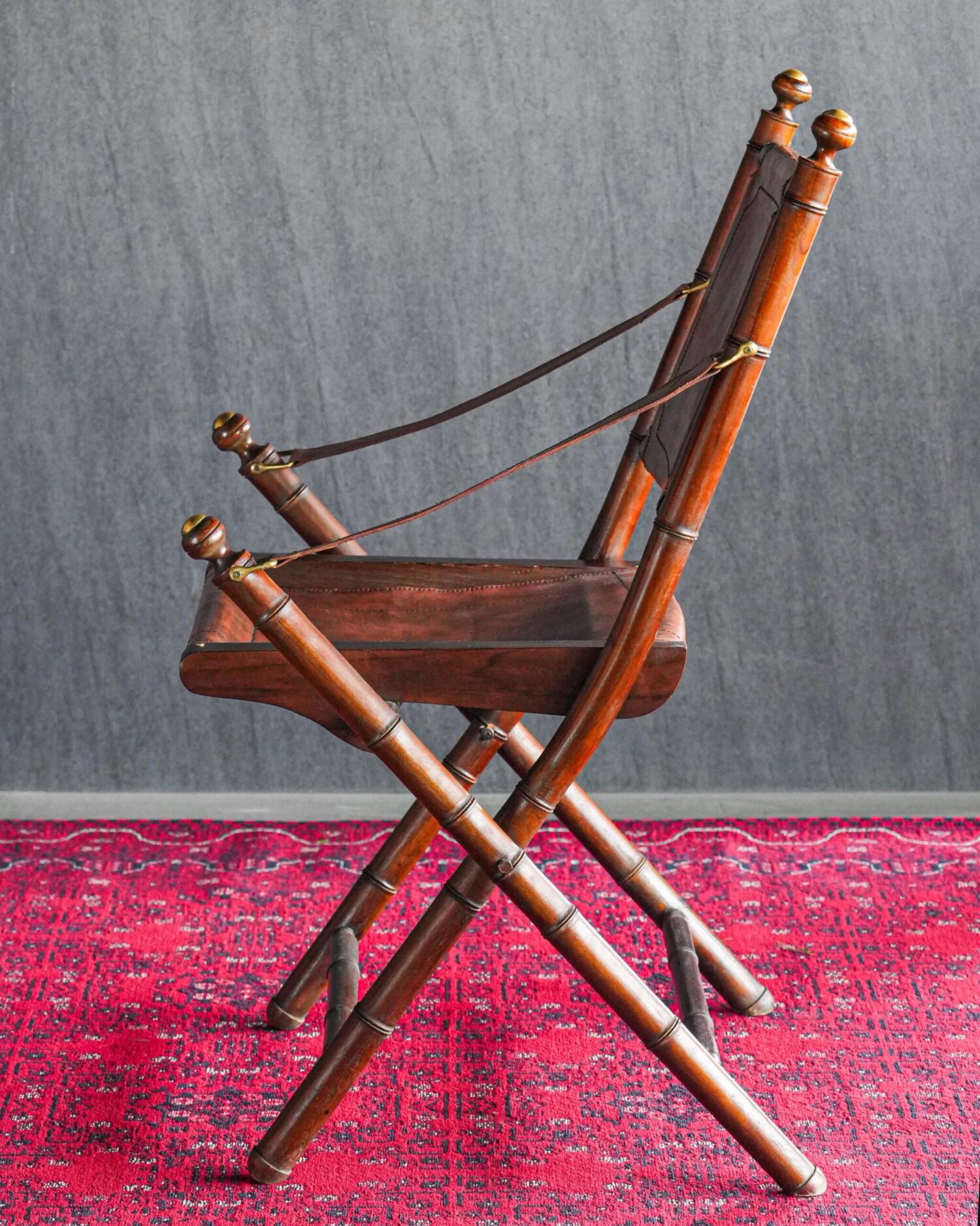 1000184968-scaled-1.jpg Campaign Chair - Görsel 2
