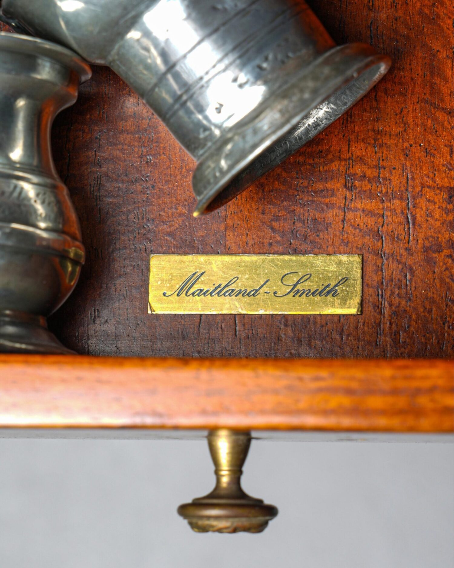 Maitland-Smith Dollhouse Bar Cabinet - Görsel 5