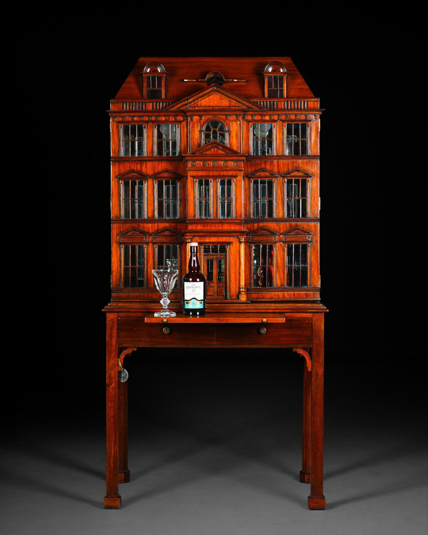 Maitland-Smith Dollhouse Bar Cabinet - Görsel 9
