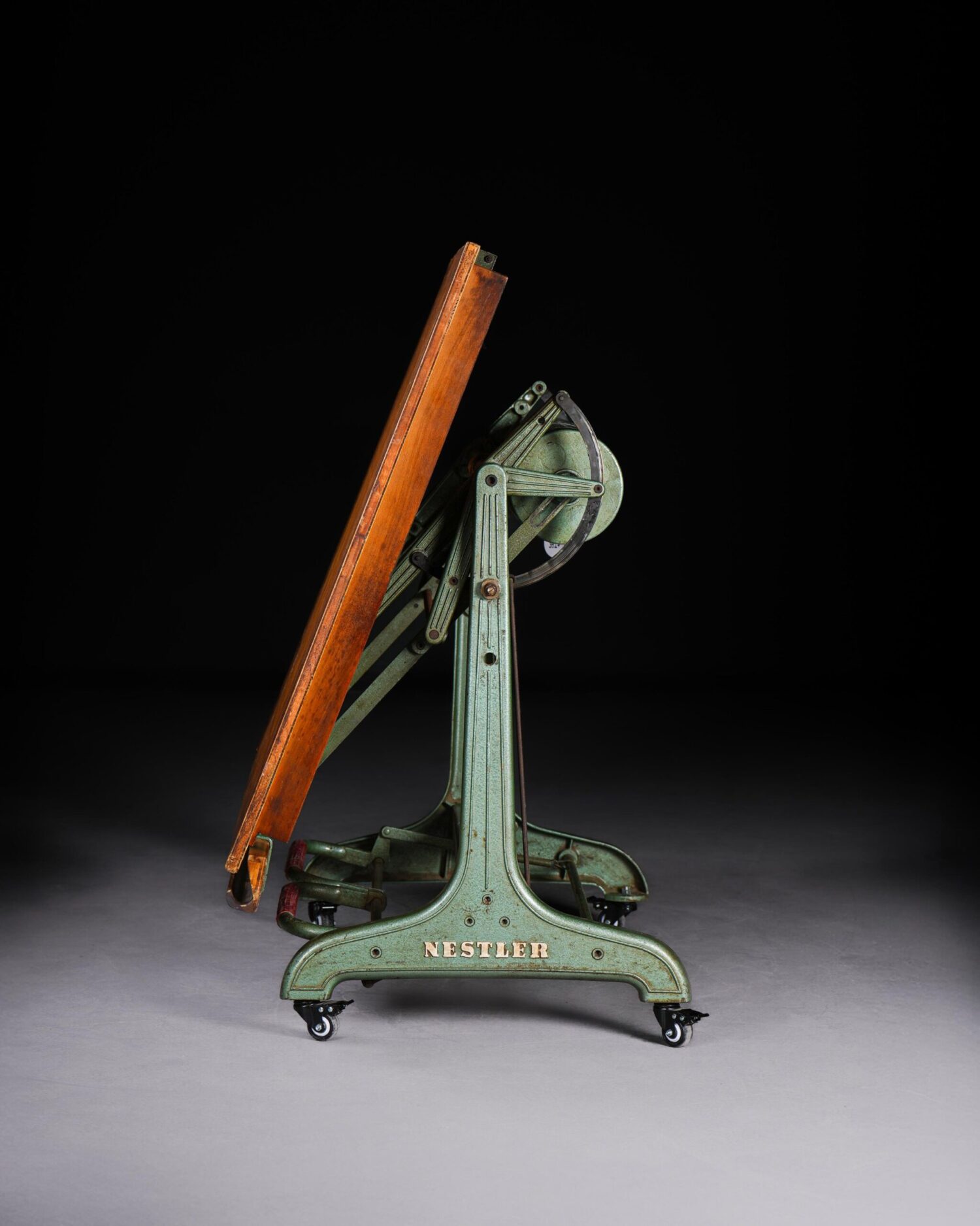 Nestler Çizim Masası - Görsel 2