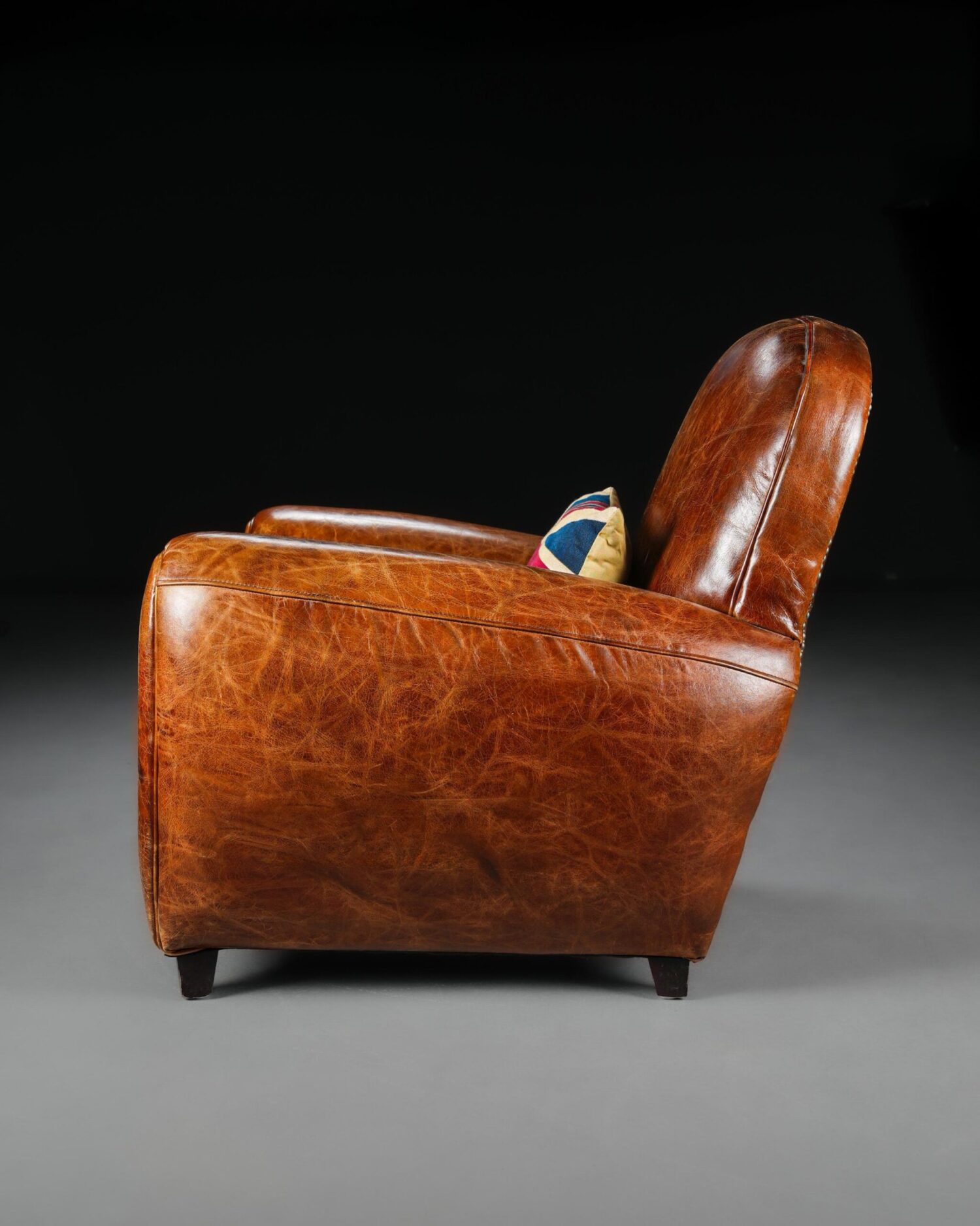 Art Deco Club Chair - Görsel 3