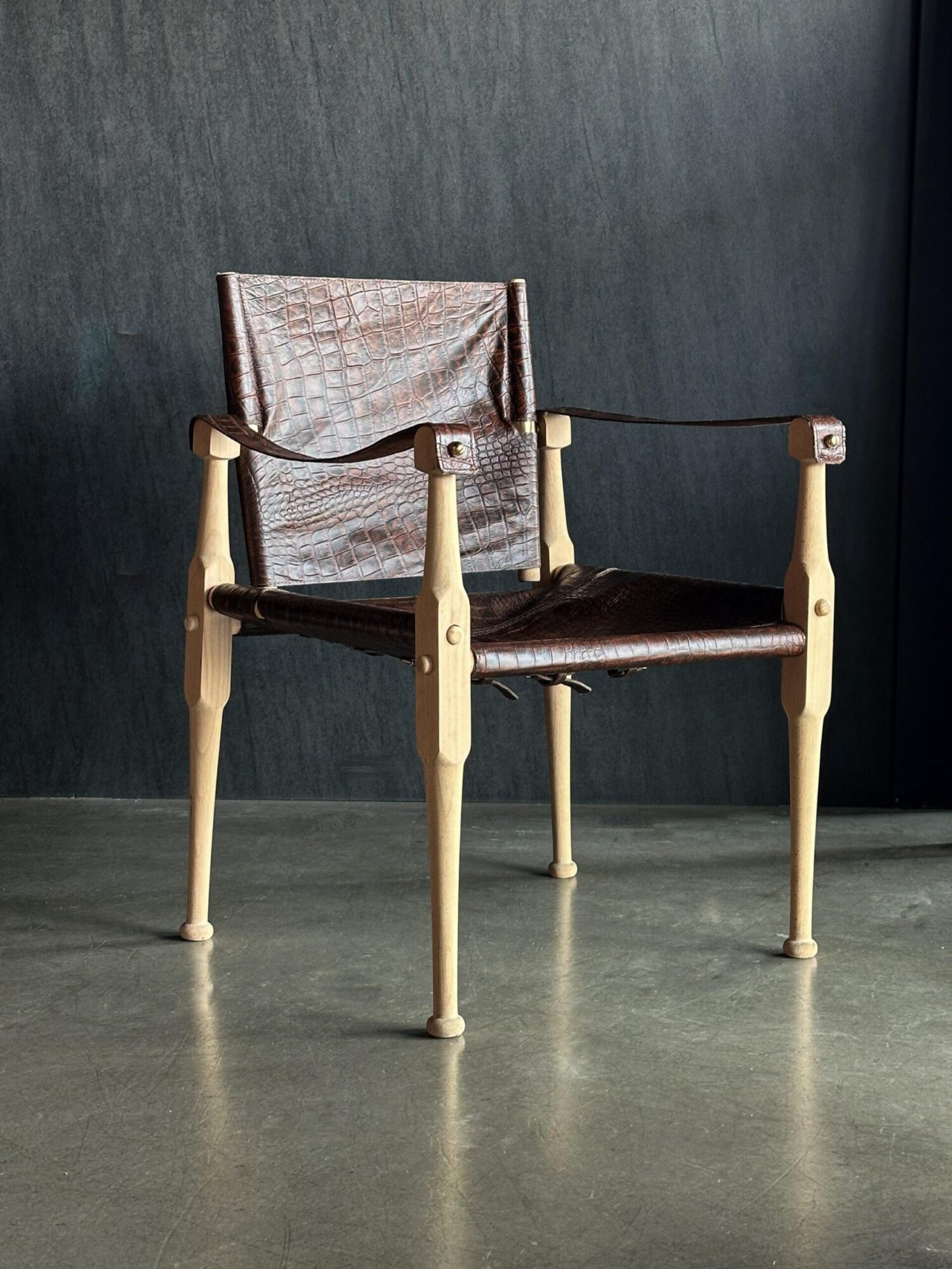 Krokodil Rhorkee Chair - Görsel 1