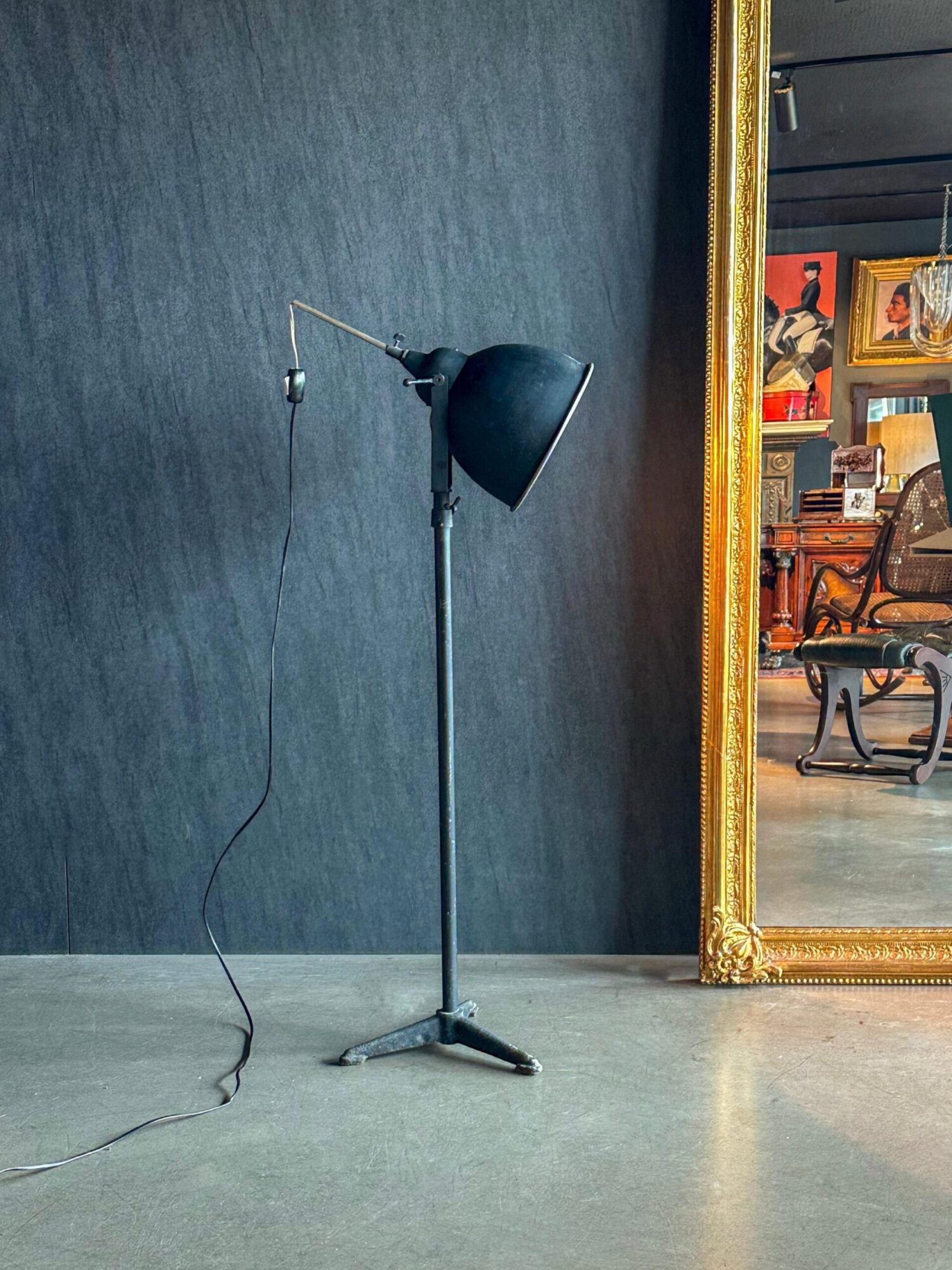 Endüstriyel Lamba - Görsel 1