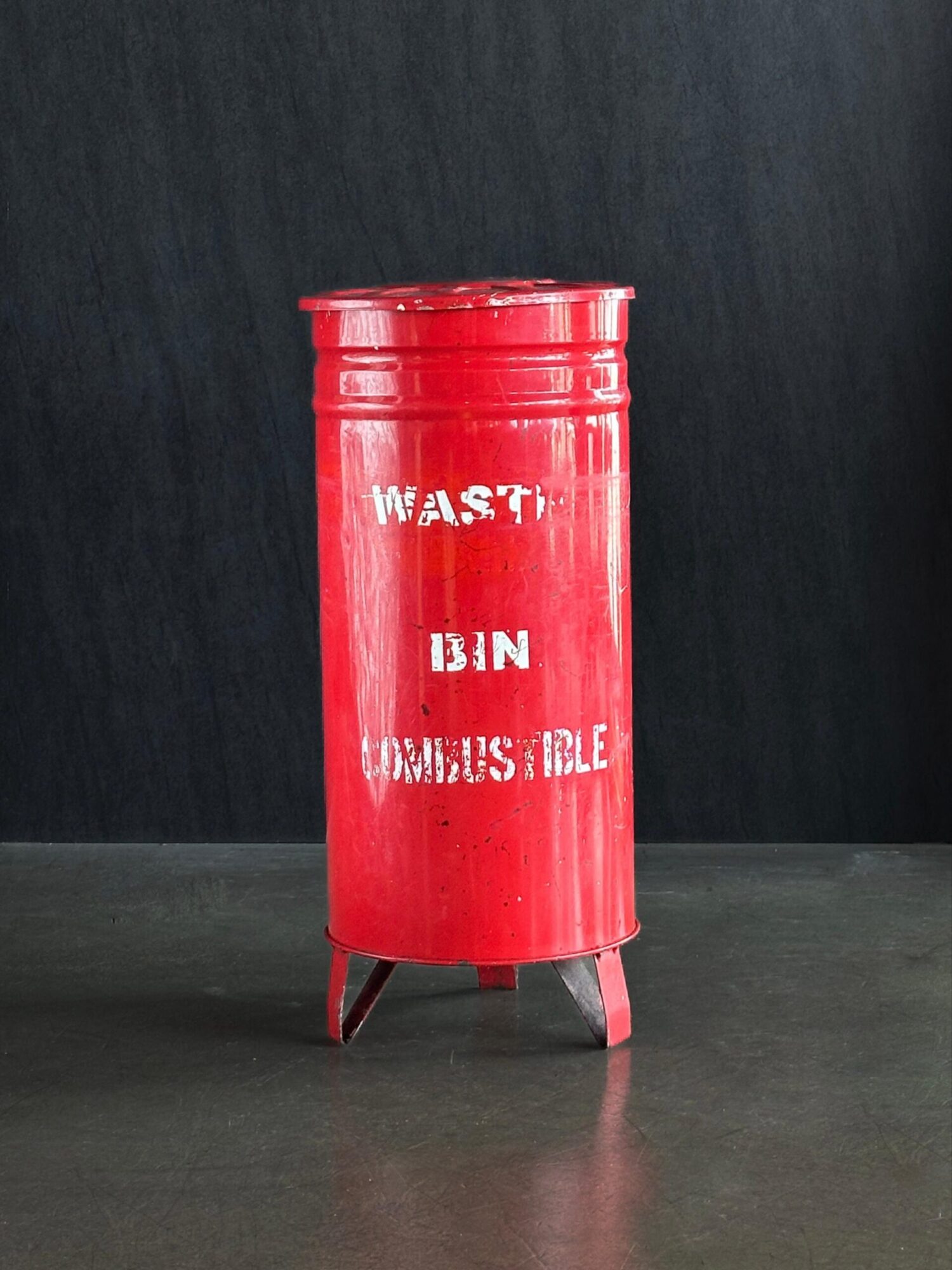 Vintage Çöp Bidonu - Görsel 1