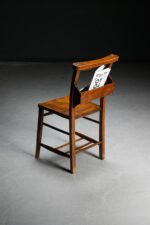 Sırt Hazneli Ahşap Sandalye