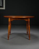 Yuvarlak Masa - Görsel 2