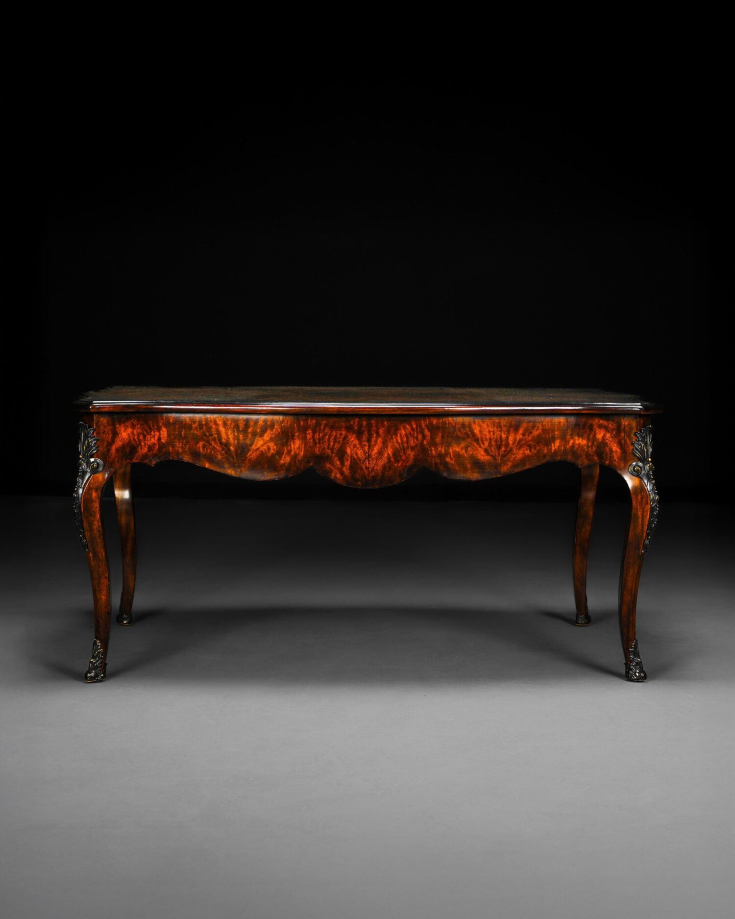 Theodore Alexander Orta Sehpa - Görsel 4