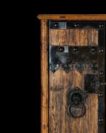 Perçinli Büyük Rustik Dolap - Kod 4019