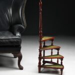 Kütüphane Merdiveni