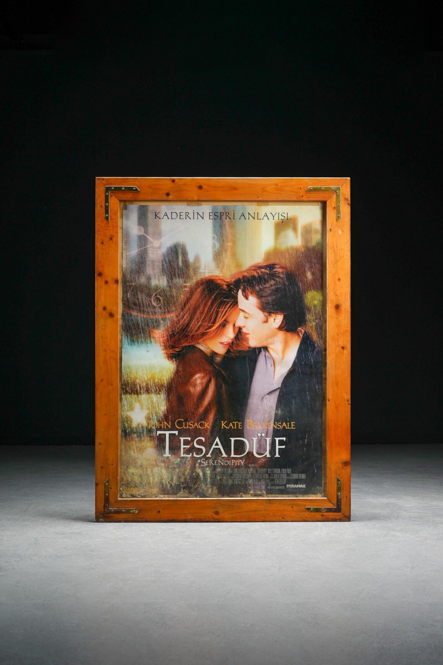 Orijinal Ahşap Çerçevesinde Film Afişi - Görsel 1