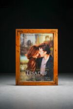 Orijinal Ahşap Çerçevesinde Film Afişi
