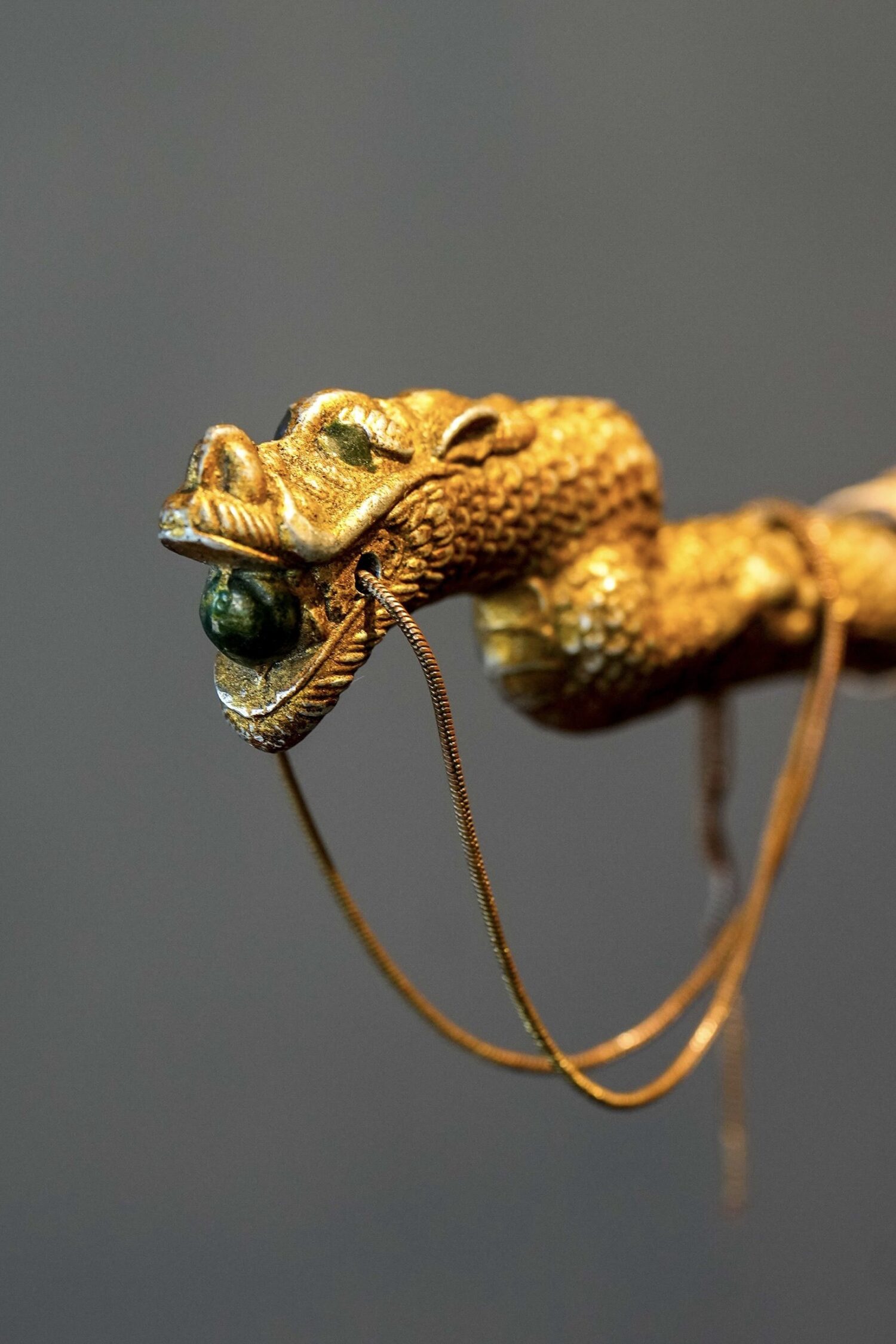 Ejderha Başlı Baston - Görsel 1