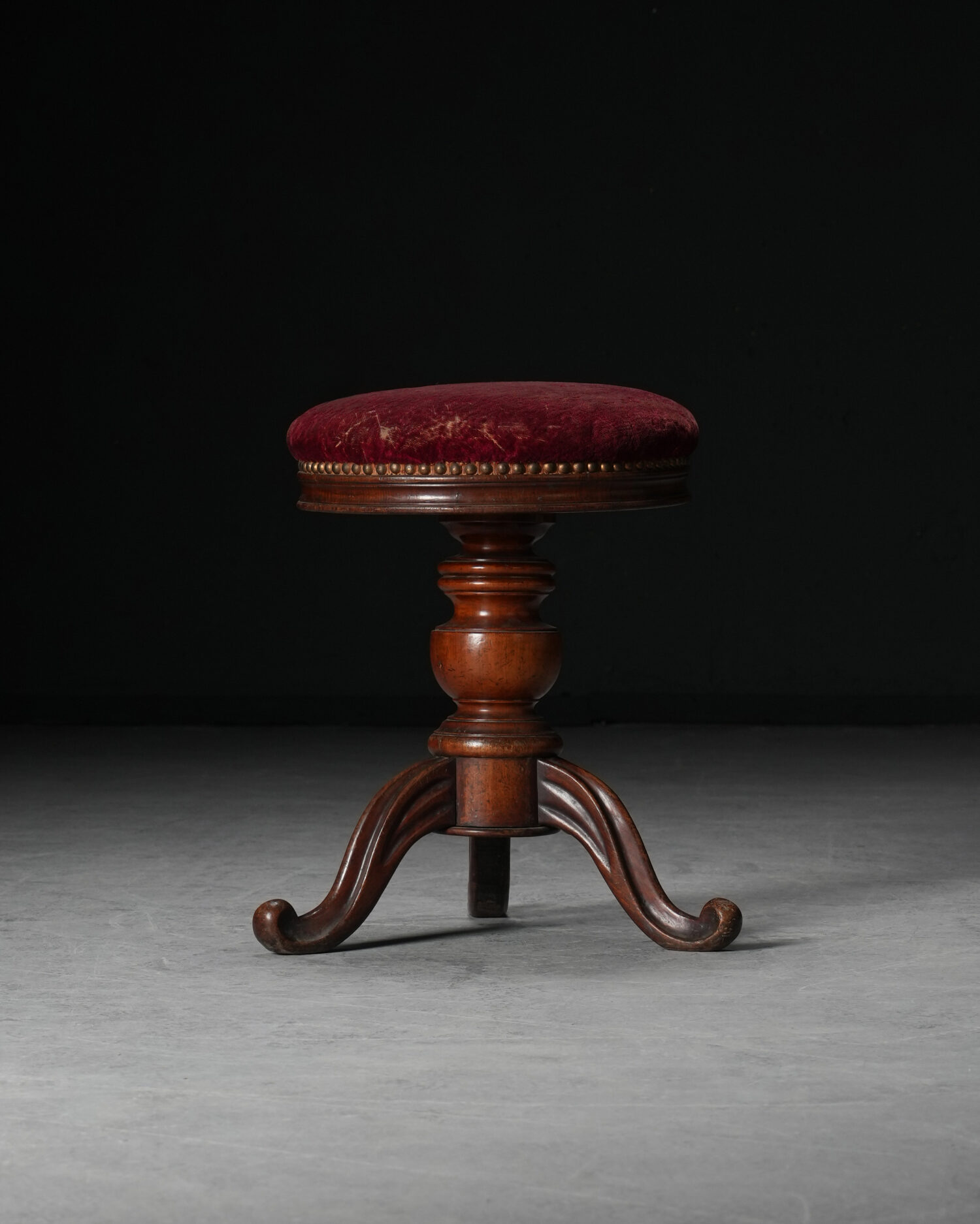 Piyano Taburesi - Görsel 1