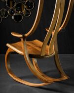 Monogram Sallanan Sandalye - Kod