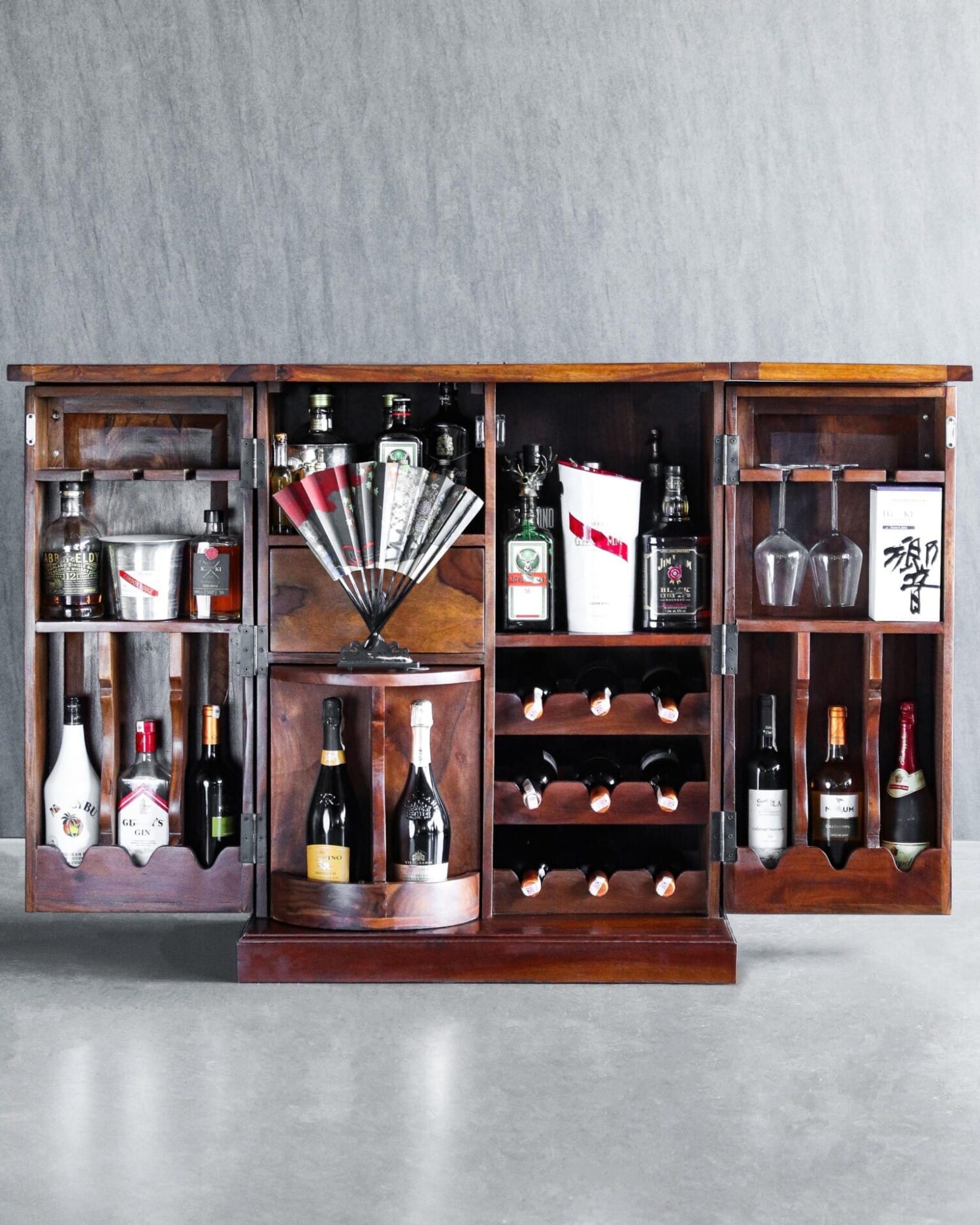 Sisam Ağacı Bar Dolap - Görsel 3