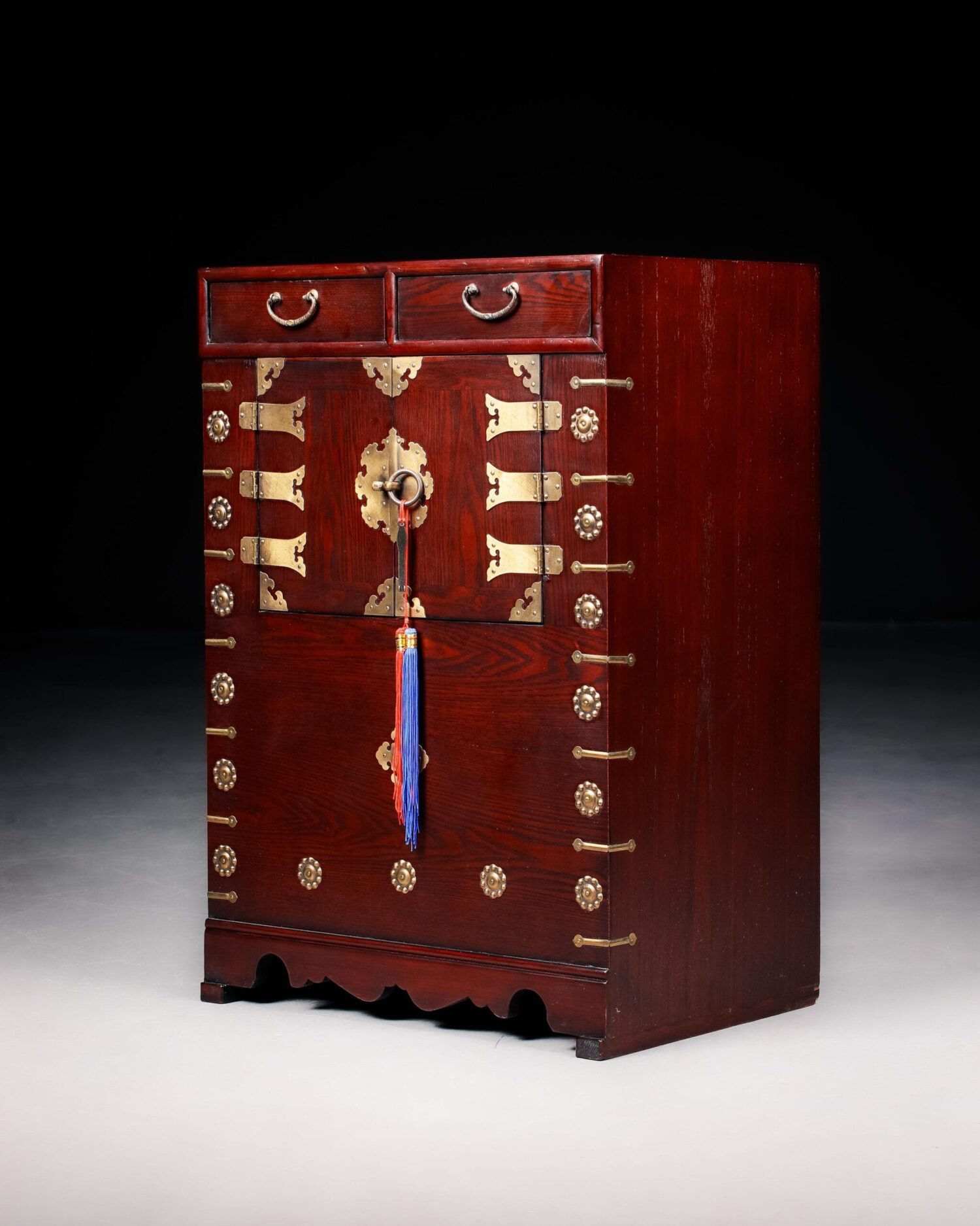 IMG-20241013-WA0099-scaled-1.jpg Kore Dolabı - Görsel 1