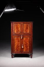 Theodore Alexander İçki Dolabı - Görsel 2