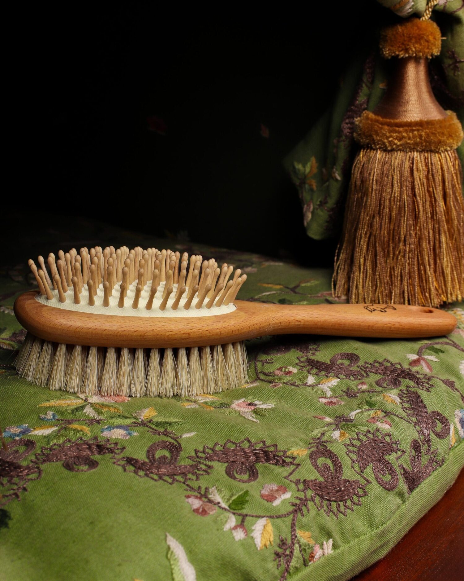 Arthur Brett - Louis XV Pet Pavilion - Görsel 8