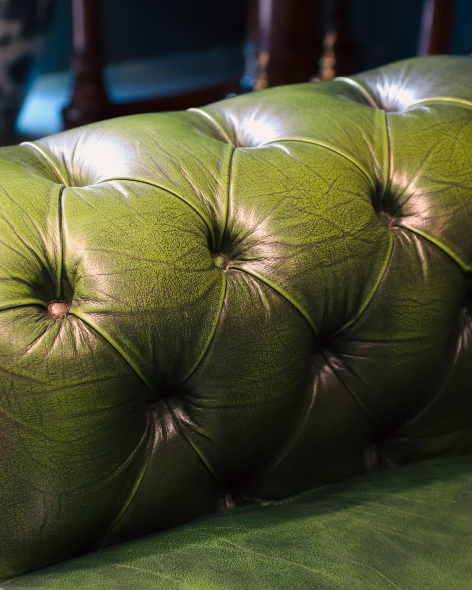 Yeşil Chesterfield Kanepe - Görsel 7