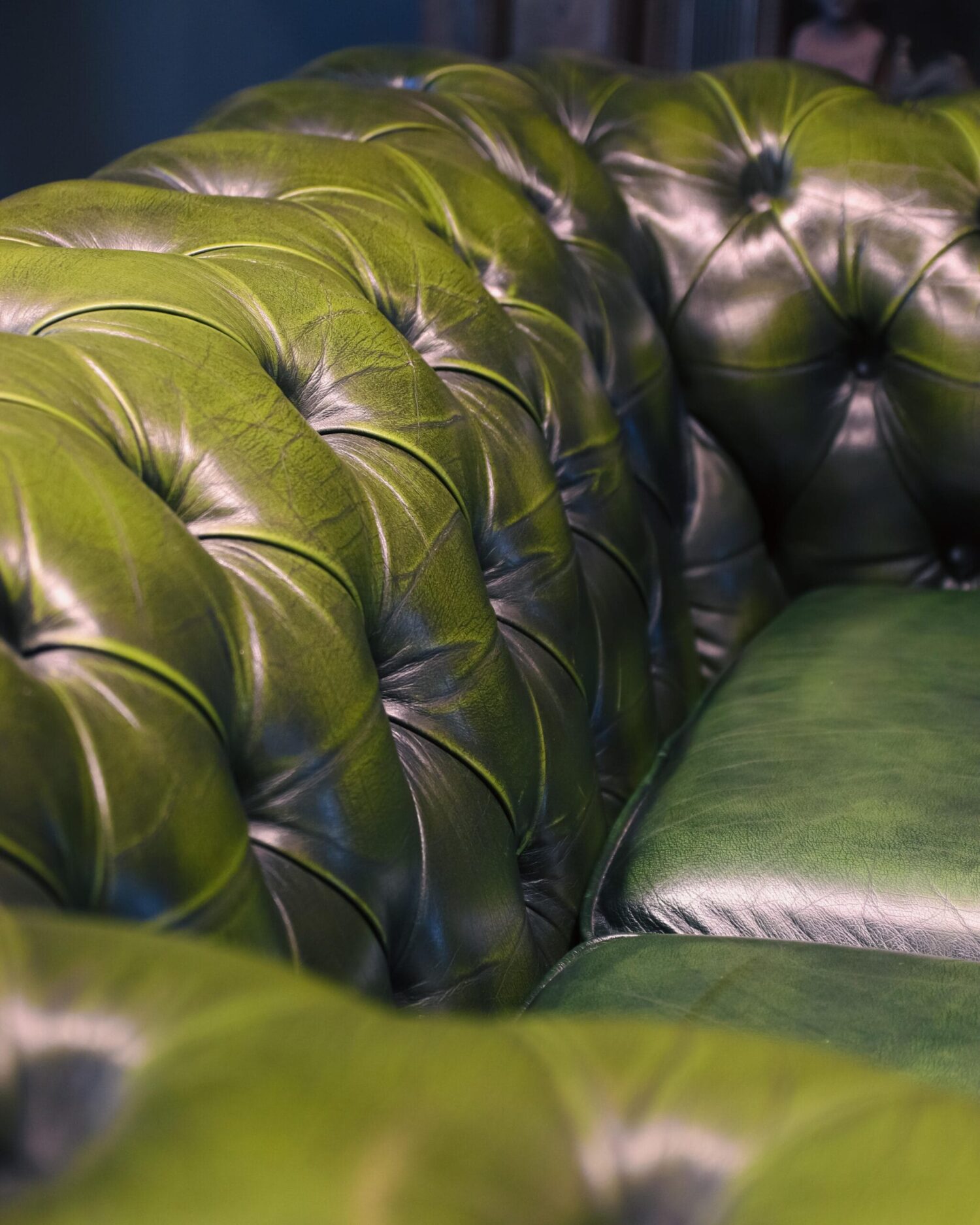 Yeşil Chesterfield Kanepe - Görsel 8