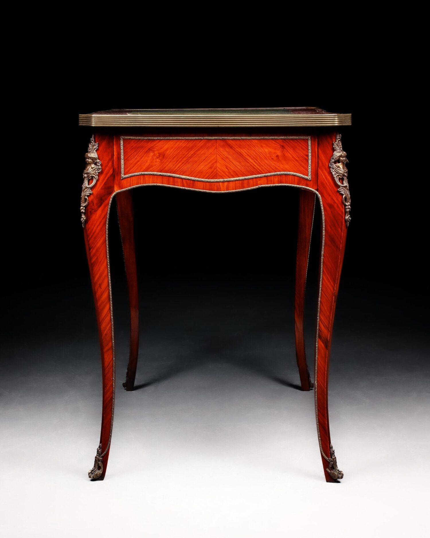 IMG-20241103-WA0044-scaled-1.jpg Louis XV Yazı Masası - Görsel 6