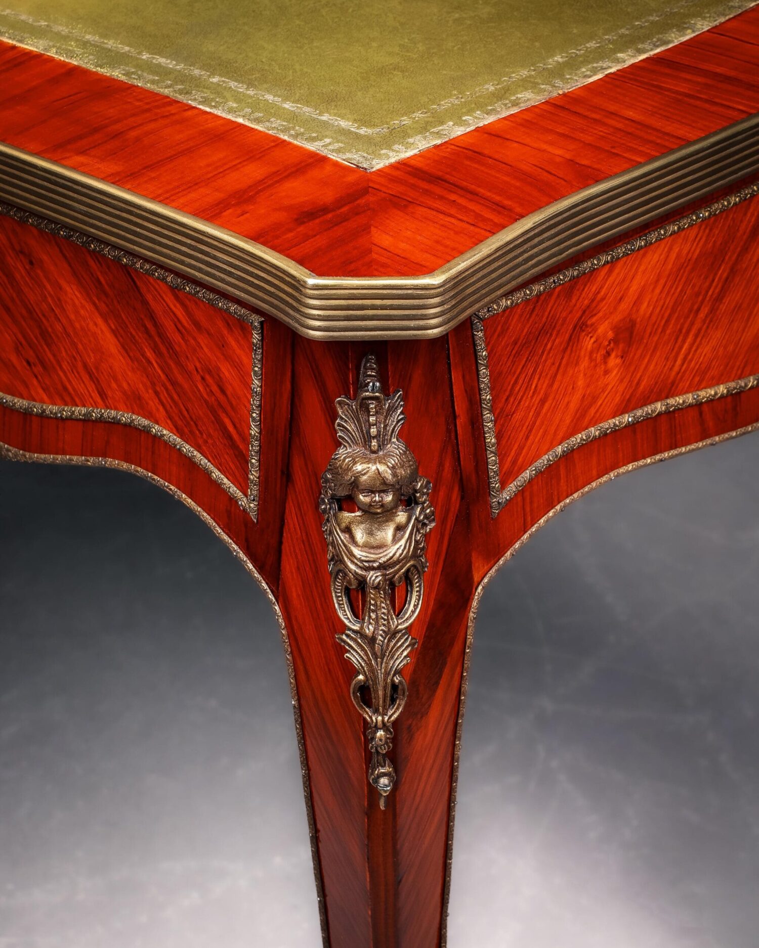 IMG-20241103-WA0058-scaled-1.jpg Louis XV Yazı Masası - Görsel 4