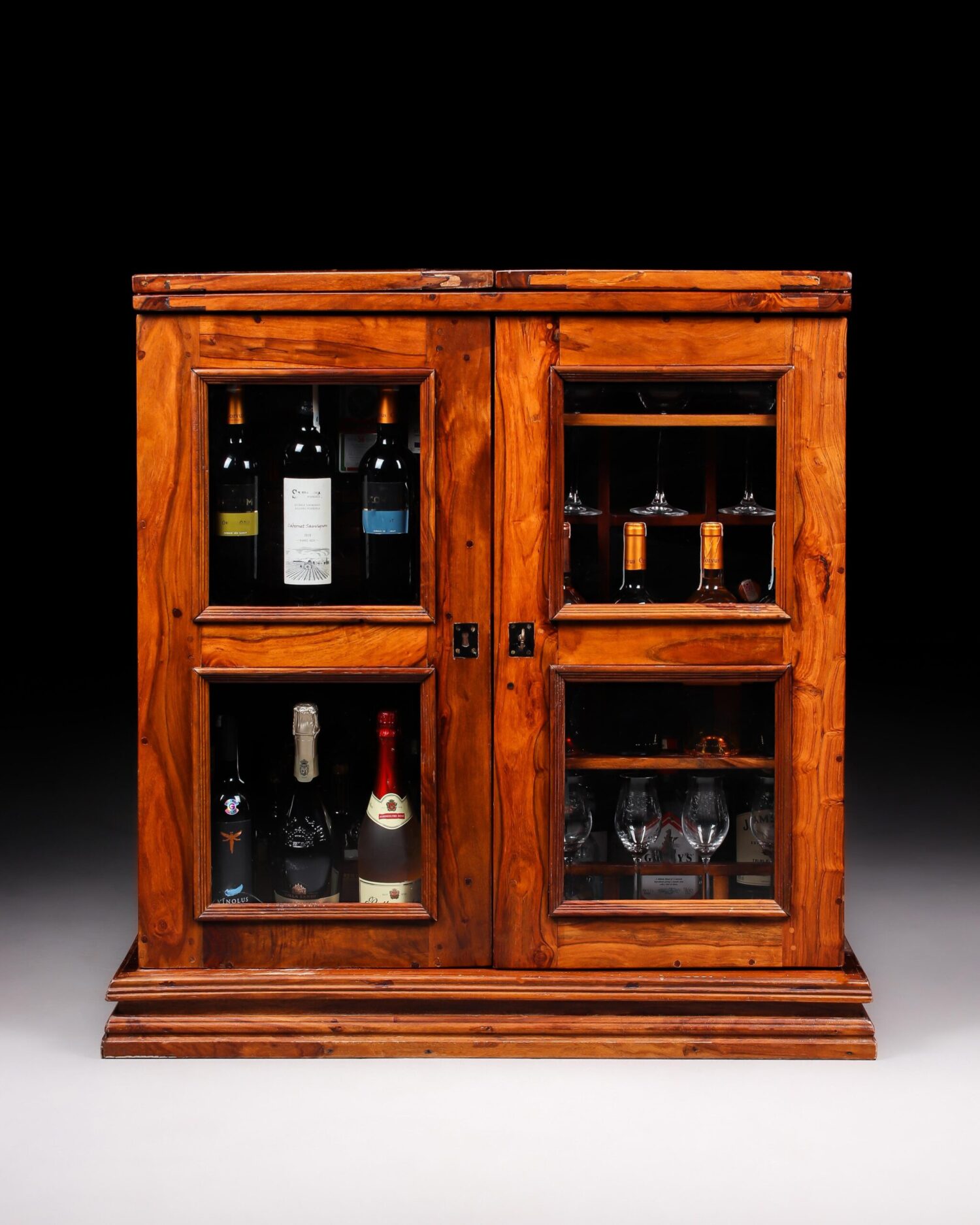 Nepal Bar Dolap - Görsel 2