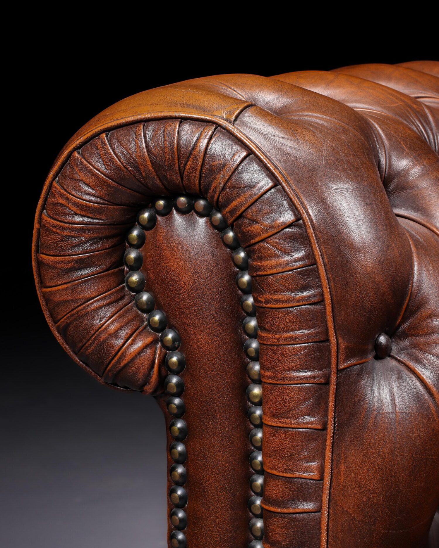 IMG-20241122-WA0031-scaled-1.jpg Chesterfield Club Chair - Görsel 5