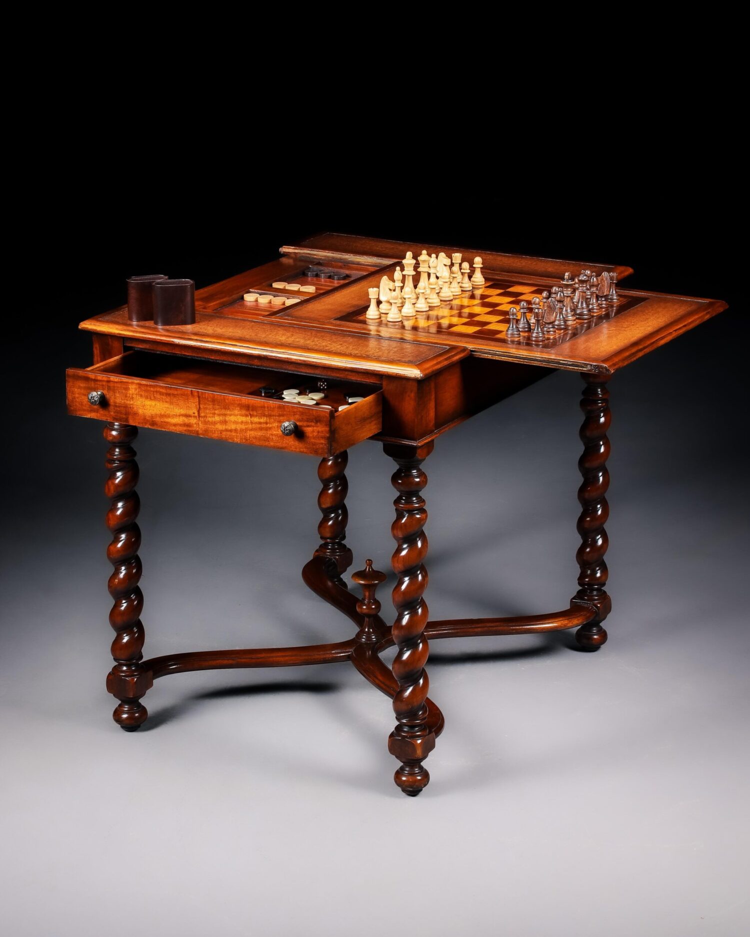 Theodore Alexander Satranç Masası - Görsel 1