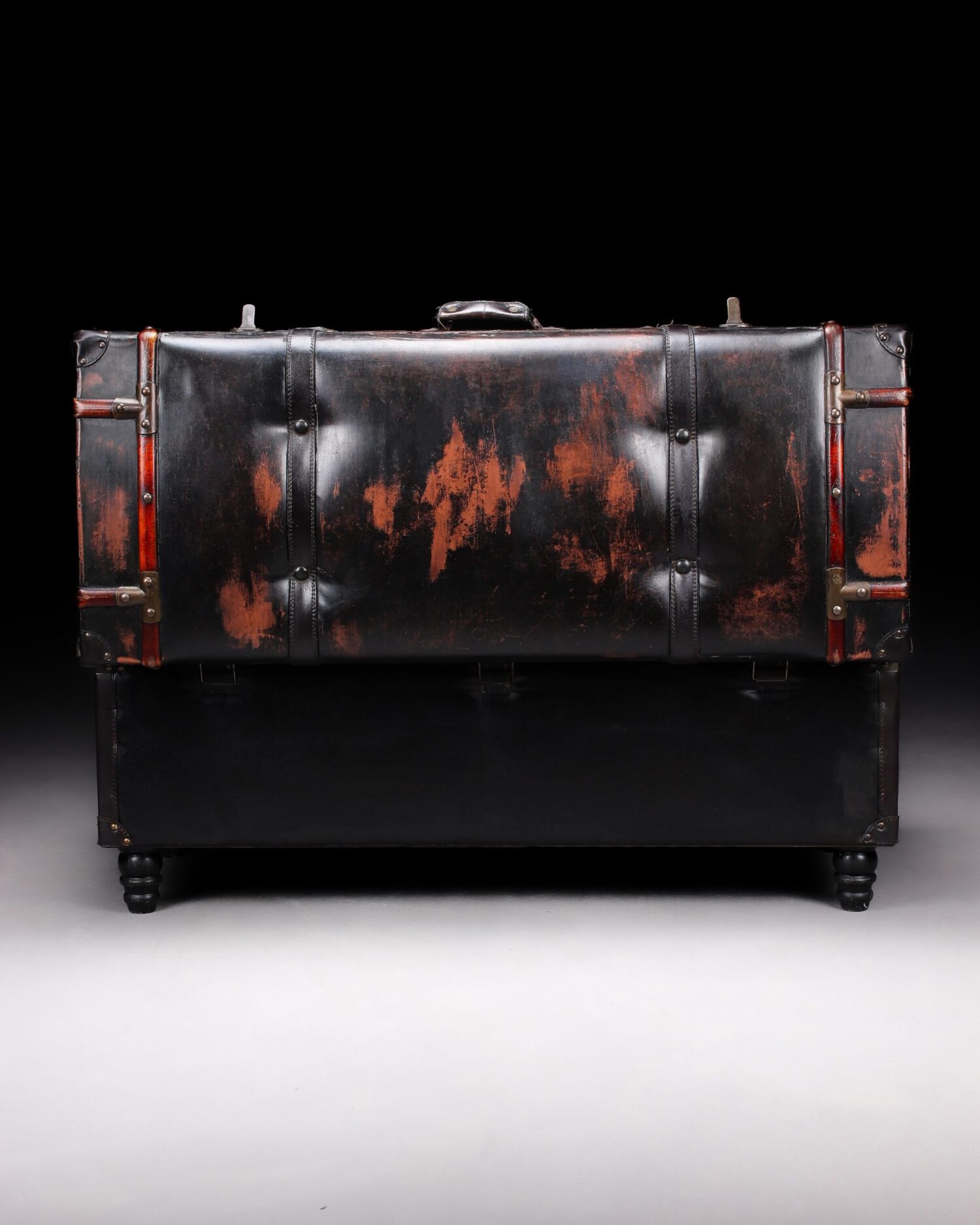 IMG-20241209-WA0030-scaled-1.jpg Deri Sandık - Puf - Görsel 6