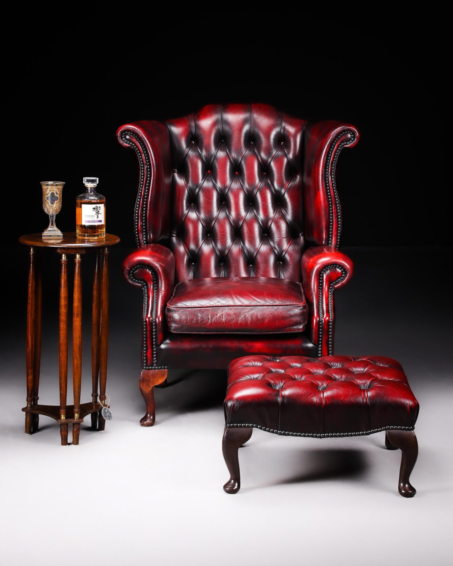 Queen Anne Berjer ve Tabure - Görsel 1