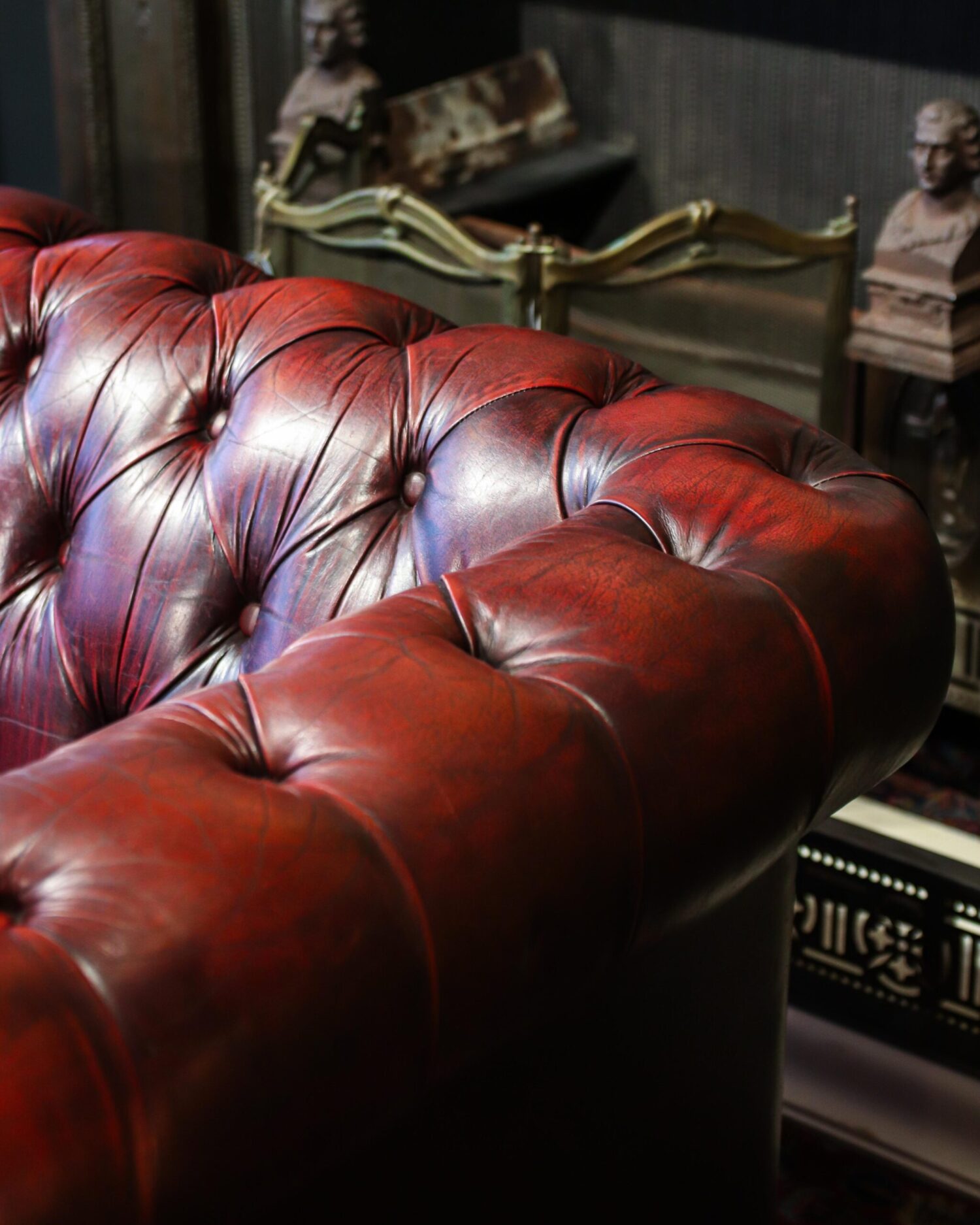 Kırmızı Chesterfield Kanepe - Görsel 3