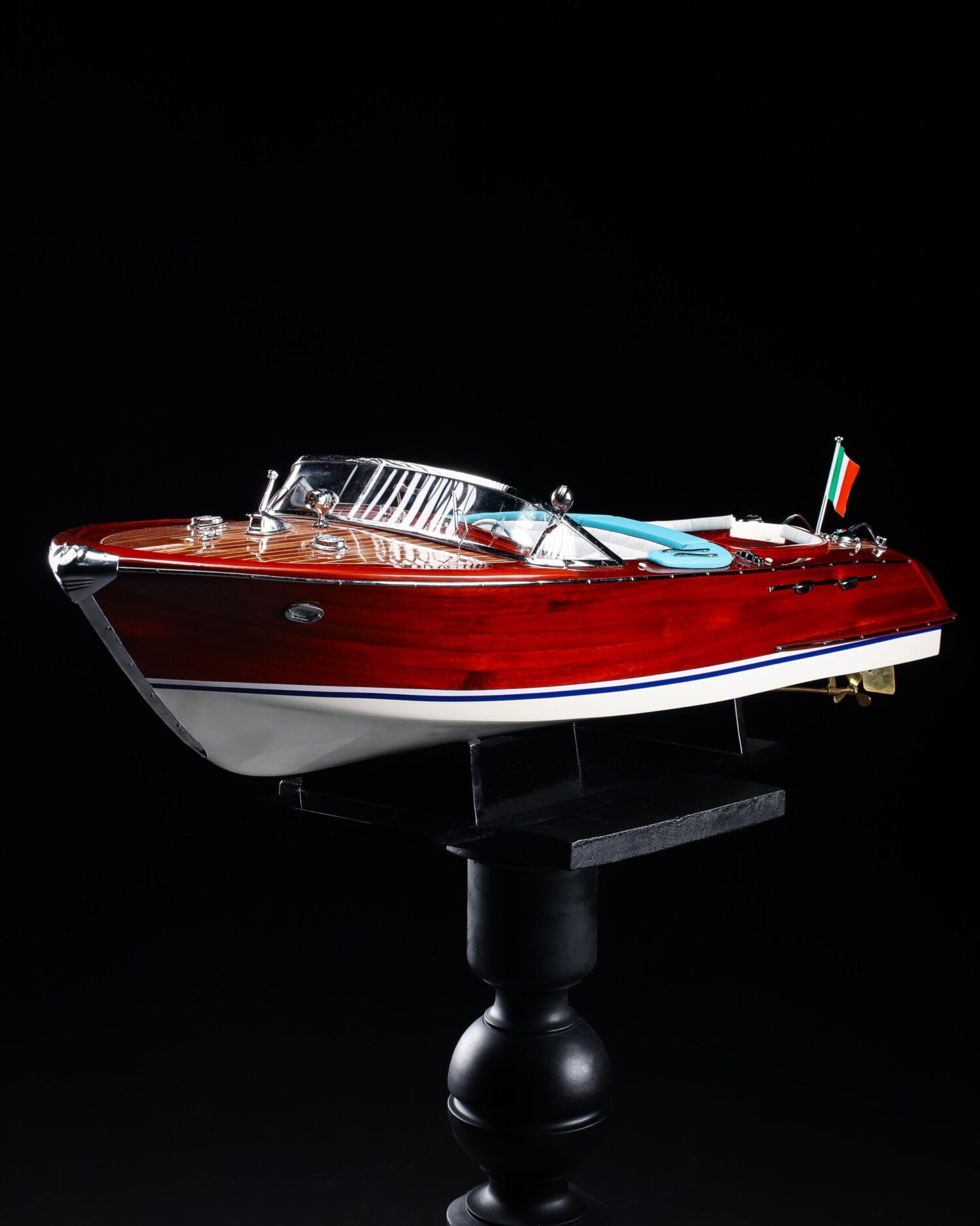 Riva Aquarama Model Tekne - Görsel 8