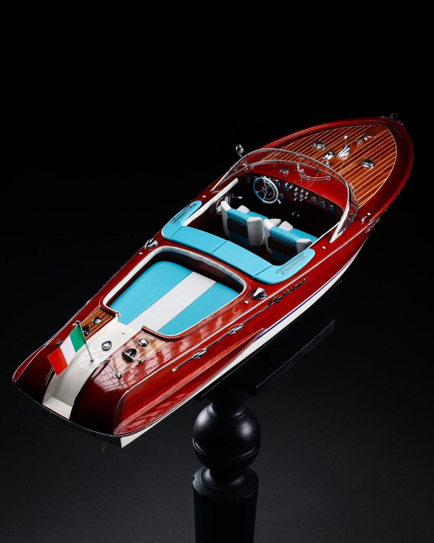 Riva Aquarama Model Tekne - Görsel 2