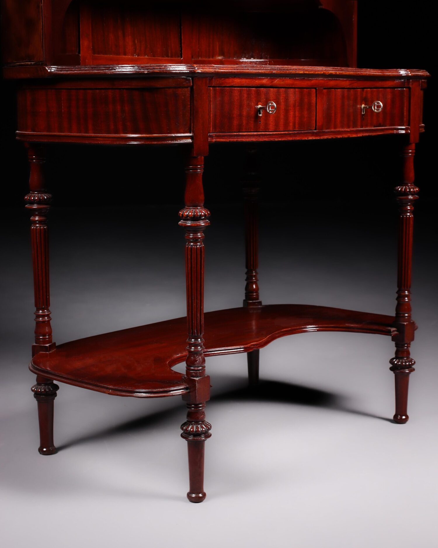 Vitrinli Çalışma Masası - Görsel 9