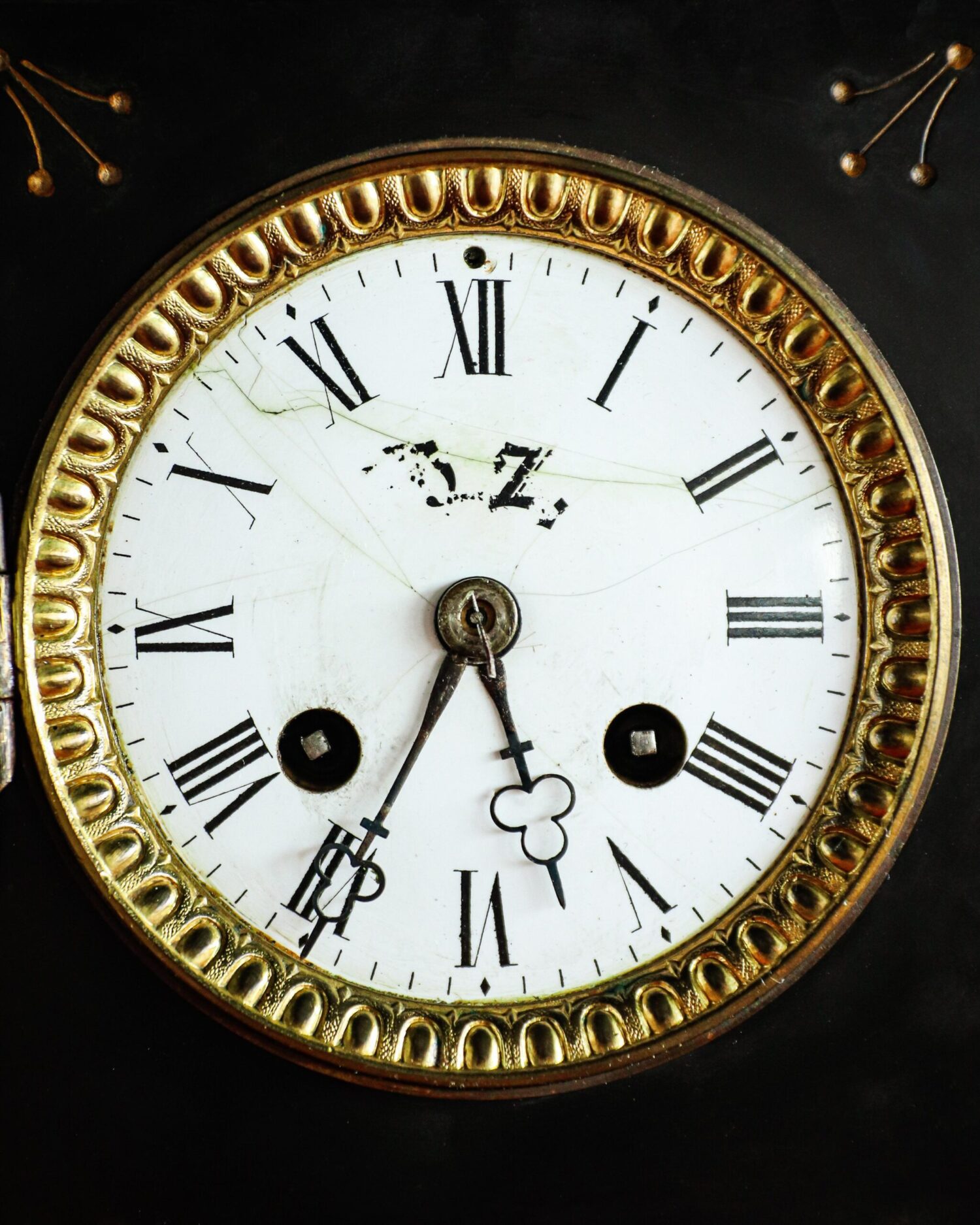 Bronz Ayaklı Mermer Viktorya Stili Saat - Görsel 2