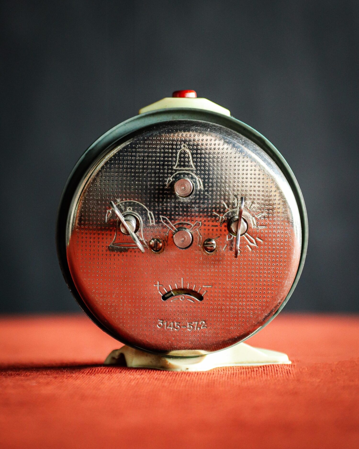 Vintage Rus Çalar Saat - Görsel 2