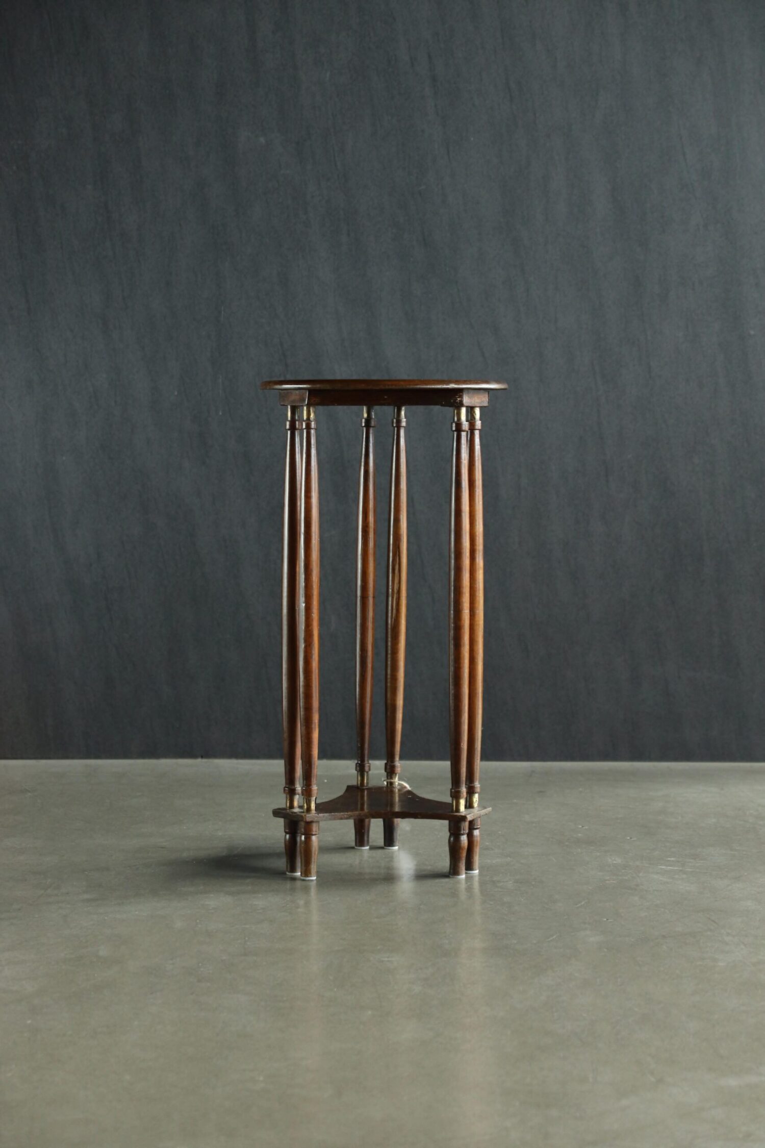 Yüksek Sehpa - Görsel 1